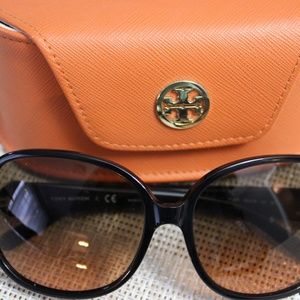 TORY BURCH TY 7026